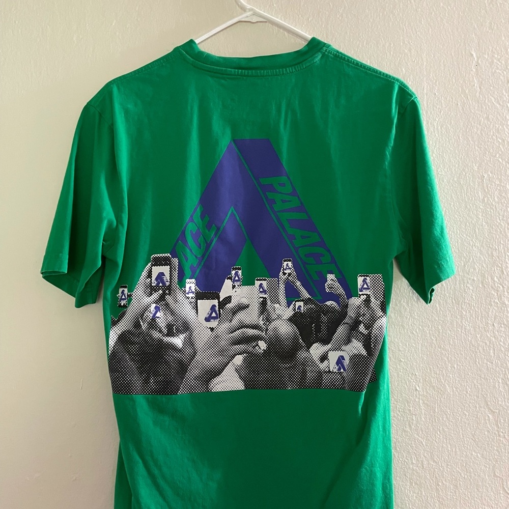Palace t shirt size small